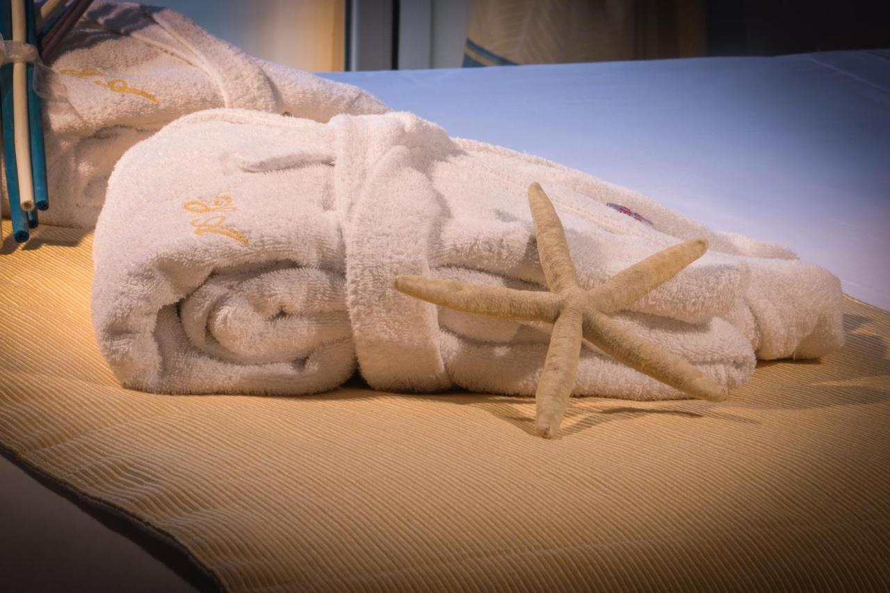 Hotel Albatros ヴァリゴッティ エクステリア 写真