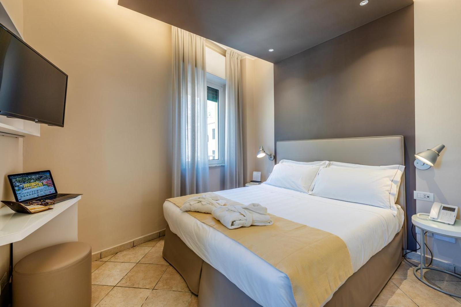 Hotel Albatros ヴァリゴッティ エクステリア 写真